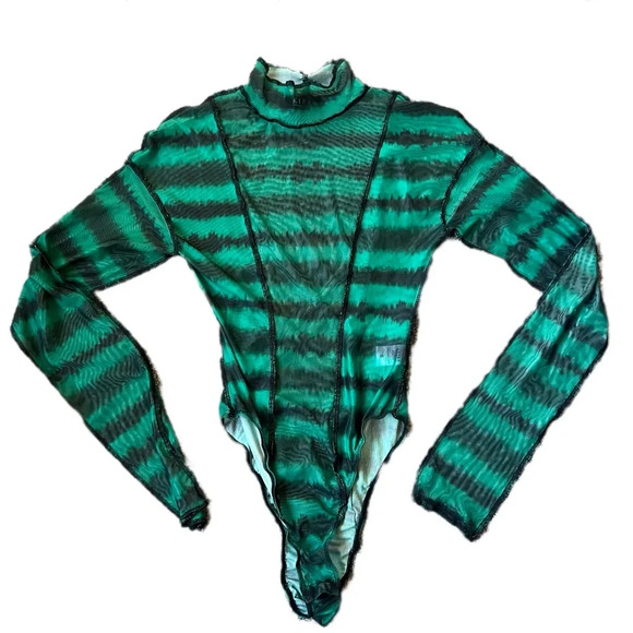 Akira Sheer Green and Black Reverse stitch Lettuce Trim Mock Neck Size small - Picture 1 of 7